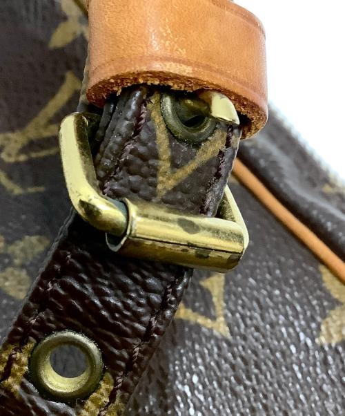 LOUIS VUITTON（ルイ ヴィトン）LOUIS VUITTON (ルイ ヴィトン) ショルダーポーチ ブラウンの古着・服飾アイテム