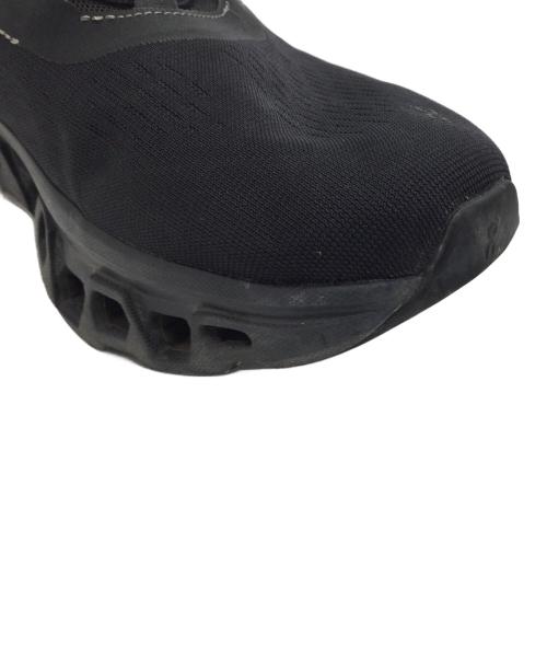 on（オン）On (オン) スニーカー ブラック サイズ:US10、UK9.5、EUR44、cm28の古着・服飾アイテム