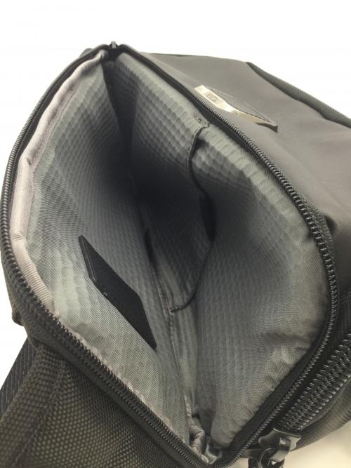 TUMI（トゥミ）TUMI (トゥミ) ボディーバッグ ブラックの古着・服飾アイテム