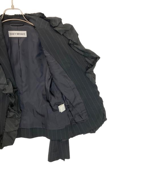 ISSEY MIYAKE（イッセイミヤケ）ISSEY MIYAKE (イッセイミヤケ) IM53FD506　ストライプジャケット ブラック サイズ:1の古着・服飾アイテム