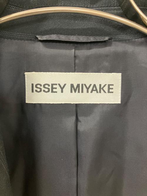 ISSEY MIYAKE（イッセイミヤケ）ISSEY MIYAKE (イッセイミヤケ) IM53FD506　ストライプジャケット ブラック サイズ:1の古着・服飾アイテム