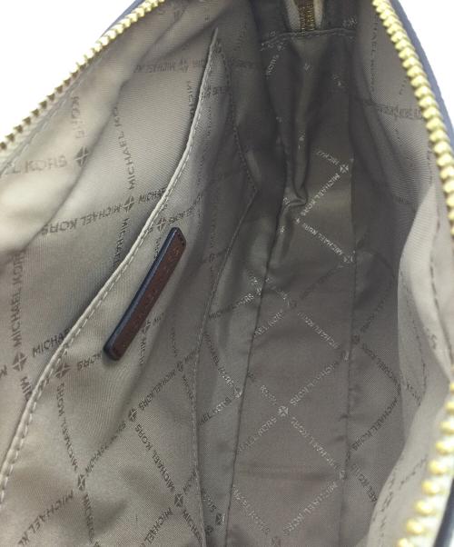 MICHAEL KORS（マイケルコース）MICHAEL KORS (マイケルコース) ショルダーバッグ ホワイト×ブラウンの古着・服飾アイテム