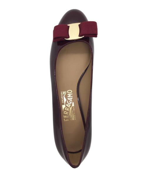 Salvatore Ferragamo（サルヴァトーレ フェラガモ）Salvatore Ferragamo (サルヴァトーレ フェラガモ) パンプス ボルドー サイズ:7の古着・服飾アイテム