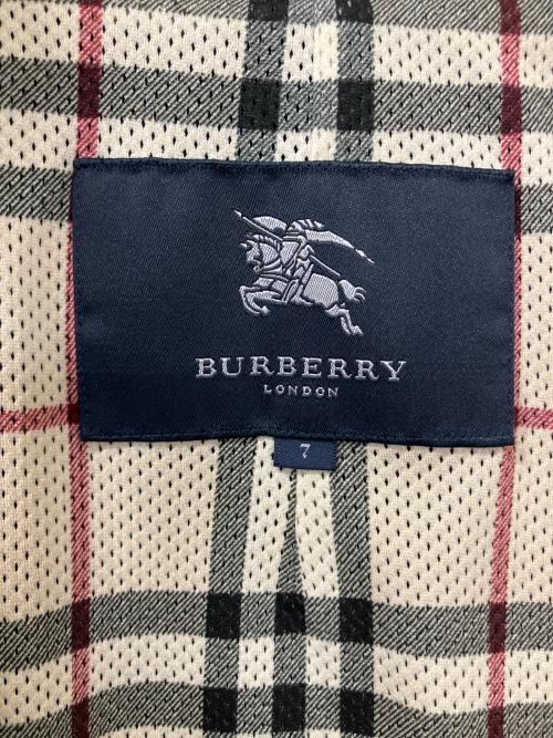 BURBERRY LONDON（バーバリーロンドン）BURBERRY LONDON (バーバリーロンドン) FRG43-056　中綿コート ネイビー サイズ:7の古着・服飾アイテム