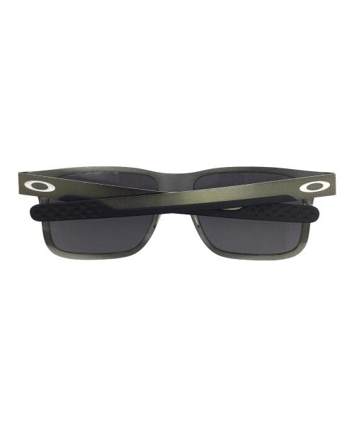 OAKLEY（オークリー）OAKLEY (オークリー) サングラス グレーの古着・服飾アイテム
