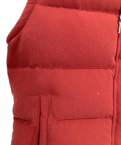 Patagonia（パタゴニア）Patagonia (パタゴニア) 27746　ダウンベスト グレー×レッド サイズ:Sの古着・服飾アイテム