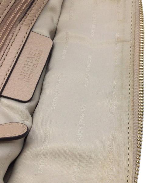 MICHAEL KORS（マイケルコース）MICHAEL KORS (マイケルコース) ショルダーバッグ ライトピンクの古着・服飾アイテム