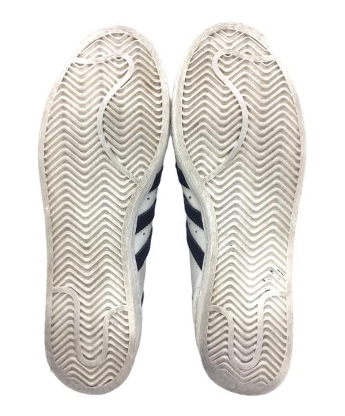 adidas（アディダス）adidas (アディダス) SUPERSTAR 82 ホワイト×ブラック サイズ:US10、UK9 1/2、FR44、JP280、CHN270の古着・服飾アイテム