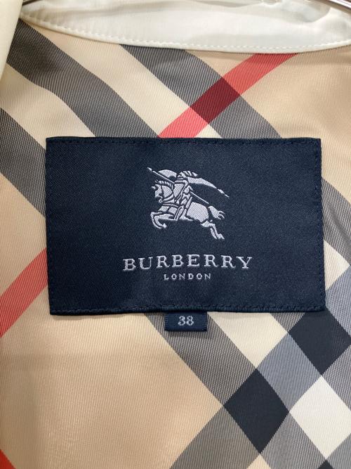 BURBERRY LONDON（バーバリーロンドン）BURBERRY LONDON (バーバリーロンドン) トレンチコート ホワイト サイズ:38の古着・服飾アイテム