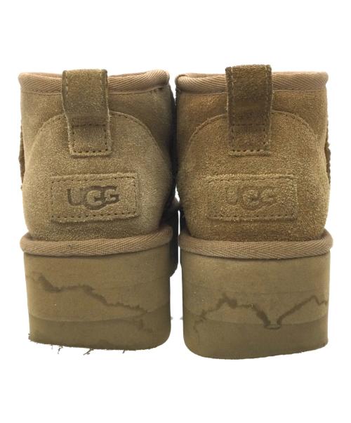 UGG（アグ）UGG (アグ) クラシック ウルトラ ミニ プラットフォーム ブラウン サイズ:USA6、UK4、EU37、JAPAN23の古着・服飾アイテム