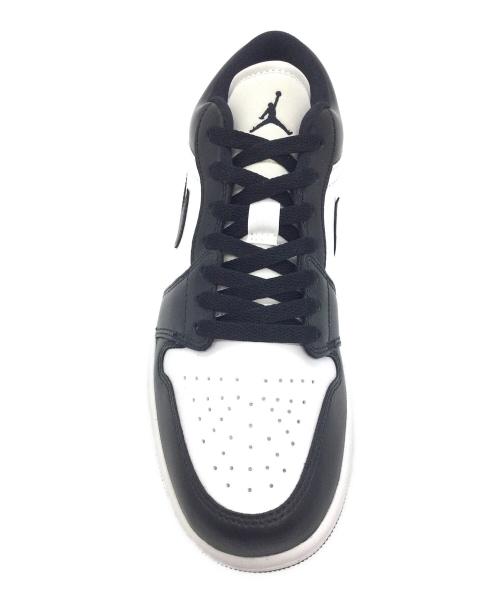NIKE（ナイキ）NIKE (ナイキ) WMNS Air Jordan 1 Low ブラック×ホワイト サイズ:US10、UK7.5、EUR42、cm27、BR40、CN270(2.5) 未使用品の古着・服飾アイテム