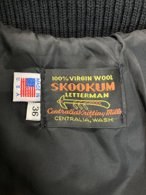 skookum（スクーカム）skookum (スクーカム) スタジャン ブラック サイズ:36の古着・服飾アイテム