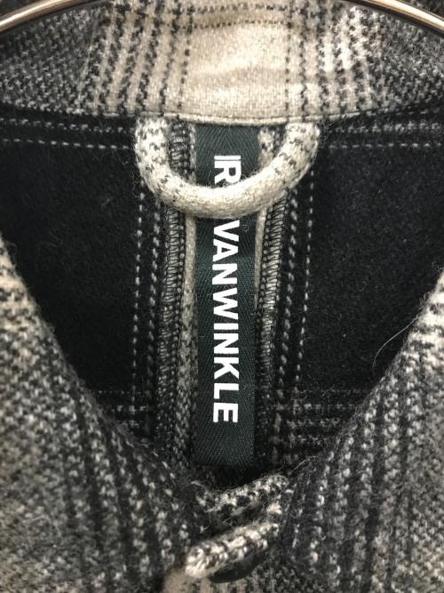 ripvanwinkle（リップヴァンウィンクル）ripvanwinkle (リップヴァンウィンクル) RB-618　コーチジャケット ベージュ×ブラック サイズ:Lの古着・服飾アイテム