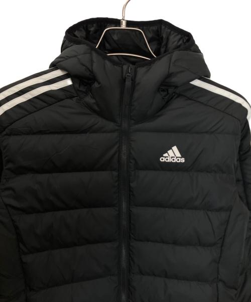 adidas（アディダス）adidas (アディダス) GH4604　エッセンシャルズ ダウンパーカー ブラック サイズ:Mの古着・服飾アイテム
