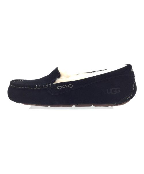 UGG（アグ）UGG (アグ) モカシンシューズ ブラック サイズ:USA7、UK5、EU38、JAPAN24 未使用品の古着・服飾アイテム