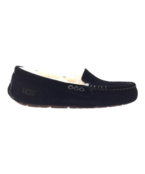 UGG（アグ）UGG (アグ) モカシンシューズ ブラック サイズ:USA7、UK5、EU38、JAPAN24 未使用品の古着・服飾アイテム