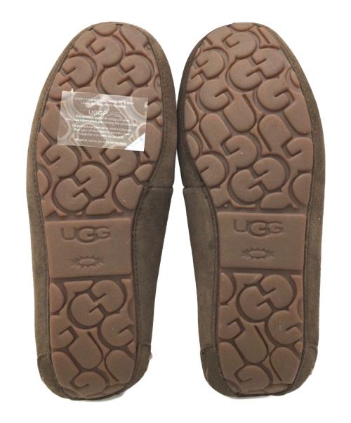 UGG（アグ）UGG (アグ) モカシンシューズ ダークブラウン サイズ:USA7、UK5、EU38、JAPAN24 未使用品の古着・服飾アイテム