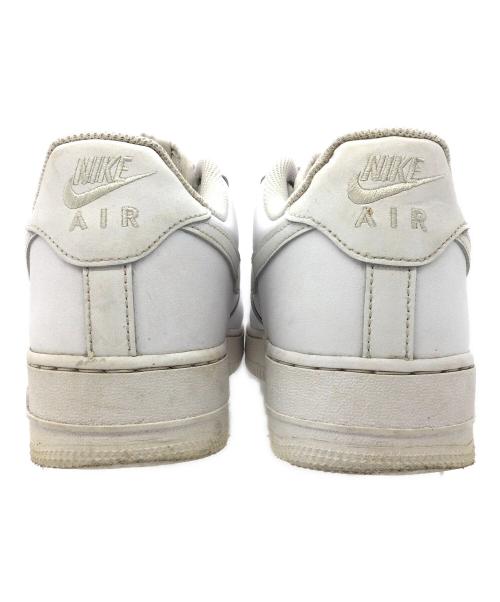 NIKE（ナイキ）NIKE (ナイキ) AIR FORCE 1 '07 ホワイト サイズ:US9、UK8、EUR42.5、cm27、BR40.5、CN270(2.5)の古着・服飾アイテム