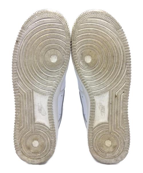 NIKE（ナイキ）NIKE (ナイキ) AIR FORCE 1 '07 ホワイト サイズ:US9、UK8、EUR42.5、cm27、BR40.5、CN270(2.5)の古着・服飾アイテム