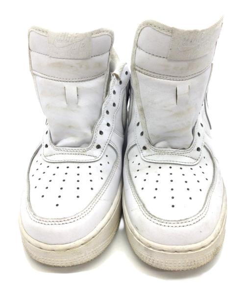 NIKE（ナイキ）NIKE (ナイキ) AIR FORCE 1 '07 ホワイト サイズ:US9、UK8、EUR42.5、cm27、BR40.5、CN270(2.5)の古着・服飾アイテム