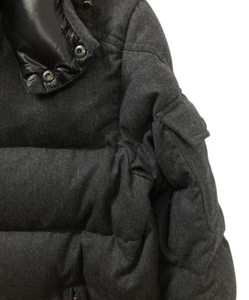 MONCLER（モンクレール）MONCLER (モンクレール) 020914033850　ダウンジャケット ネイビー サイズ:Lの古着・服飾アイテム