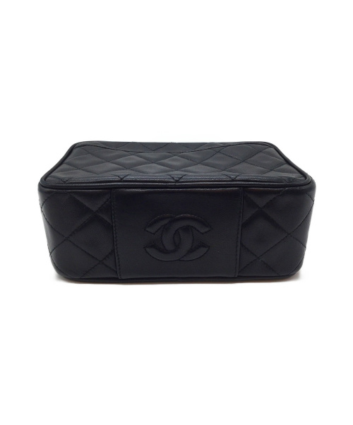 CHANEL（シャネル）CHANEL (シャネル) フリンジショルダーバッグ ブラック マトラッセの古着・服飾アイテム