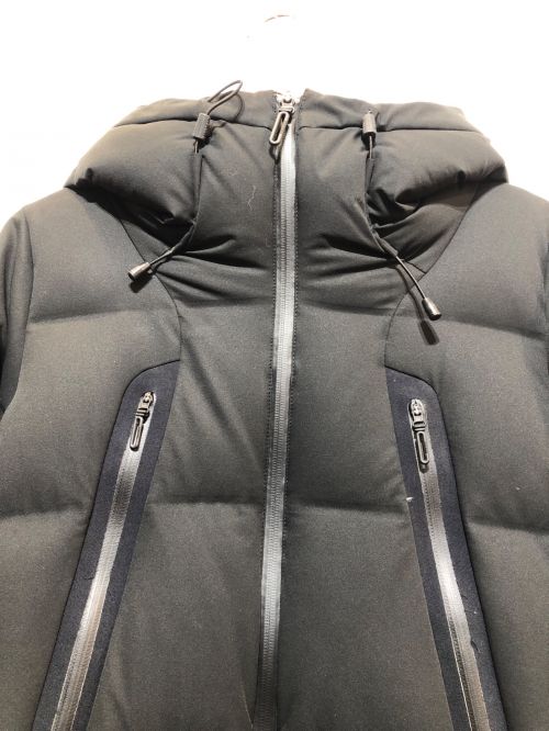 DESCENTE ALLTERRAIN（デザイント オルテライン）DESCENTE ALLTERRAIN (デザイント オルテライン) ダウンジャケット ブラック サイズ:Mの古着・服飾アイテム