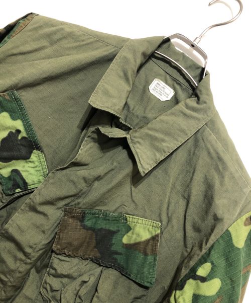 US.ARMY（ユーエスアーミー）US.ARMY (ユーエスアーミー) ミリタリーシャツ カーキ サイズ:SMALL-LONGの古着・服飾アイテム