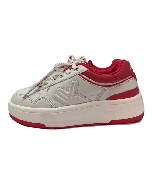 XEXYMIX（ゼクシィミックス）XEXYMIX (ゼクシィミックス) ローカットスニーカー ホワイト×ピンク サイズ:23.5cmの古着・服飾アイテム