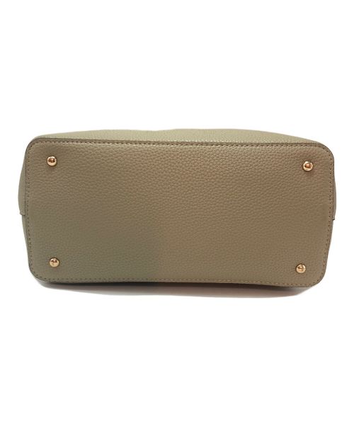 GUESS（ゲス）GUESS (ゲス) 2WAYバッグ ベージュ×ピンクの古着・服飾アイテム