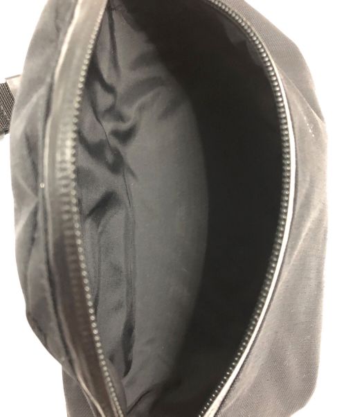 basiack（バジャック）basiack (バジャック) コブラバックルヒップバッグ ブラックの古着・服飾アイテム