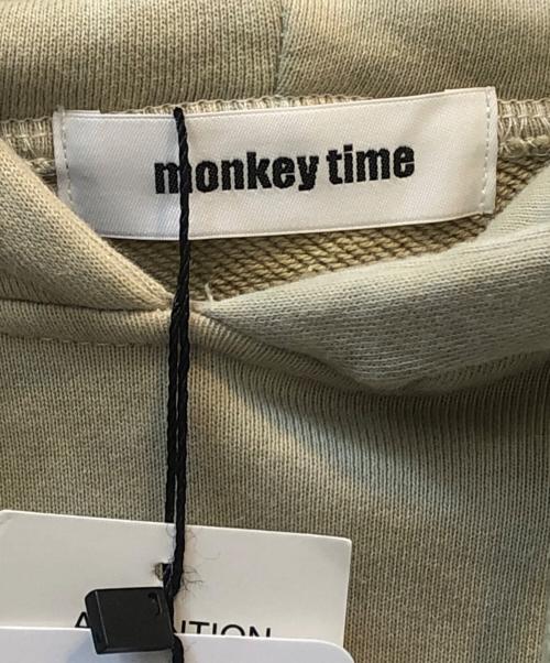 MONKEY TIME（モンキータイム）MONKEY TIME (モンキータイム) UNIVERSITY OF PENNSYLVANIA プルオーバーパーカー カーキ サイズ:Ｍ 未使用品の古着・服飾アイテム