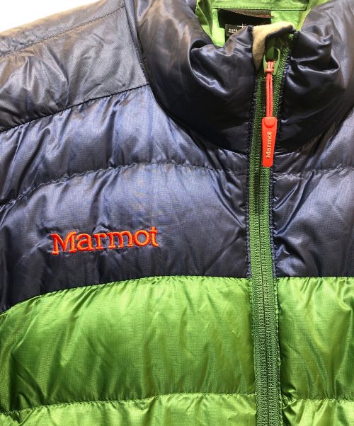 MARMOT（マーモット）MARMOT (マーモット) コンパクトダウンジャケット ネイビー×グリーン サイズ:Mの古着・服飾アイテム