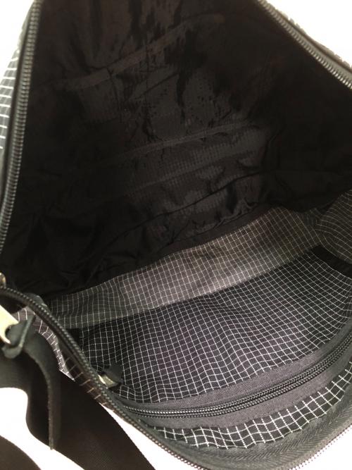 GREGORY（グレゴリー）GREGORY (グレゴリー) ショルダーバッグ ブラックの古着・服飾アイテム