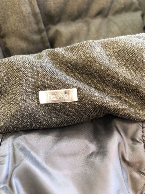 HERNO（ヘルノ）HERNO (ヘルノ) ダウンジャケット グレー サイズ:52の古着・服飾アイテム