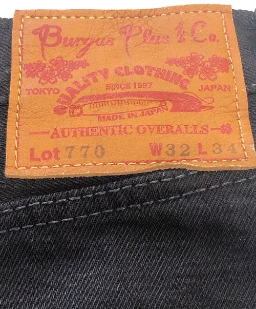 BURGUS PLUS（バーガスプラス）BURGUS PLUS (バーガスプラス) デニムパンツ ブラック サイズ:ｗ32の古着・服飾アイテム