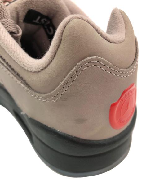 NIKE（ナイキ）NIKE (ナイキ) AIR JORDAN 5 RETRO LOW グレー サイズ:27の古着・服飾アイテム