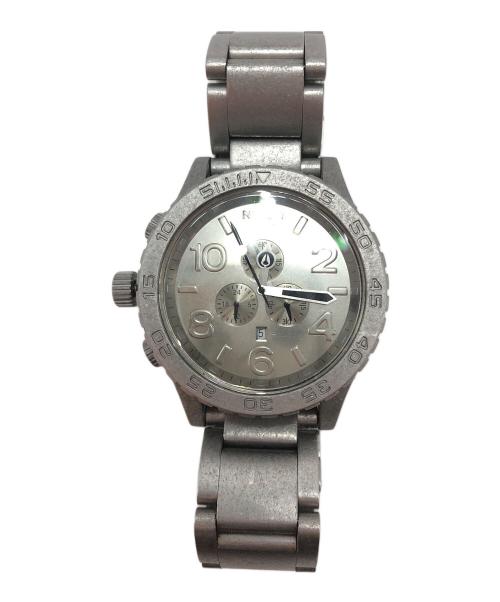 NIXON（ニクソン）NIXON (ニクソン) 腕時計 シルバーの古着・服飾アイテム
