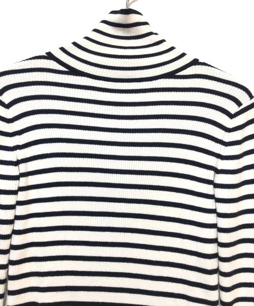 uncrave（アンクレイヴ）uncrave (アンクレイヴ) ハイネックニット ホワイト×ブラック サイズ:B 84~88　　T　160～164の古着・服飾アイテム