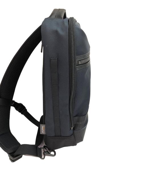 master-piece（マスターピース）master-piece (マスターピース) スリングバッグ ブラックの古着・服飾アイテム