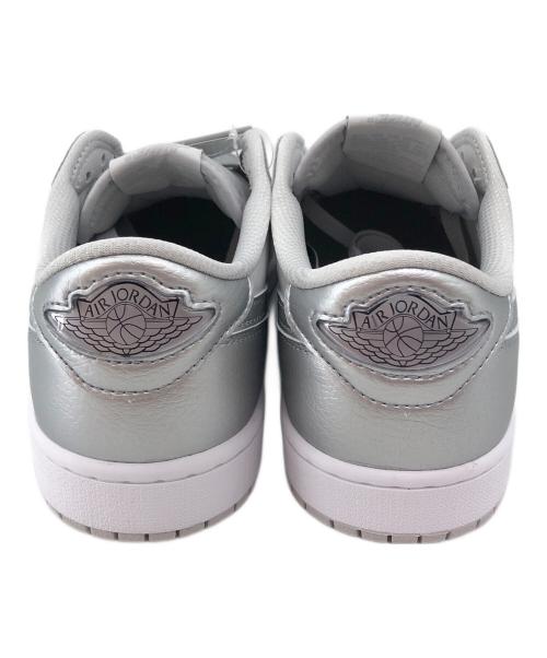 NIKE（ナイキ）NIKE (ナイキ) Air Jordan 1 Retro Low グレー サイズ:27 未使用品の古着・服飾アイテム
