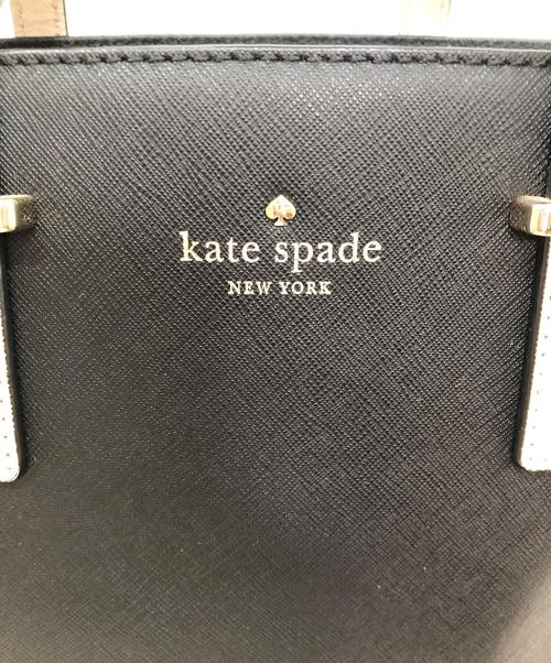 Kate Spade（ケイトスペード）Kate Spade (ケイトスペード) ハンドバッグ ベージュ×ブラックの古着・服飾アイテム