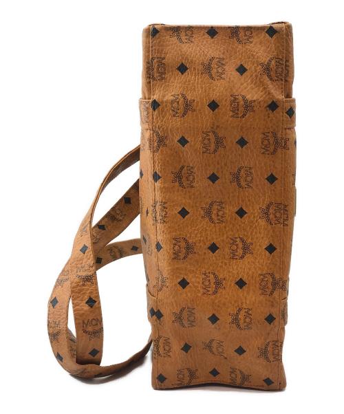 MCM（エムシーエム）MCM (エムシーエム) トラベルショルダーバッグ ブラウンの古着・服飾アイテム