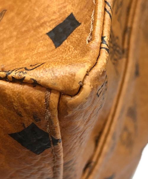 MCM（エムシーエム）MCM (エムシーエム) トラベルショルダーバッグ ブラウンの古着・服飾アイテム
