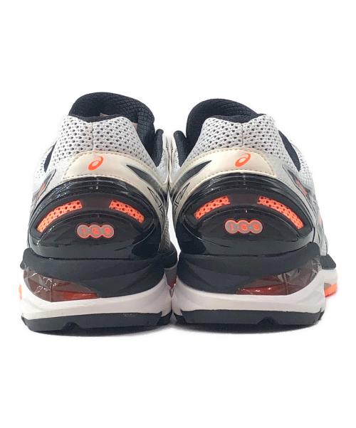 asics（アシックス）asics (アシックス) スニーカー ホワイト×オレンジ サイズ:27.5㎝の古着・服飾アイテム