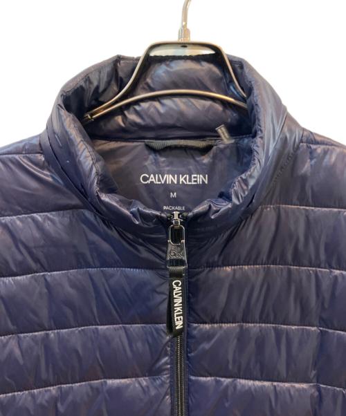 Calvin Klein（カルバンクライン）Calvin Klein (カルバンクライン) 中綿ジャケット ネイビー サイズ:Mの古着・服飾アイテム