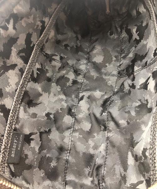 aniary（アニアリ）aniary (アニアリ) セカンドバッグ ブラックの古着・服飾アイテム