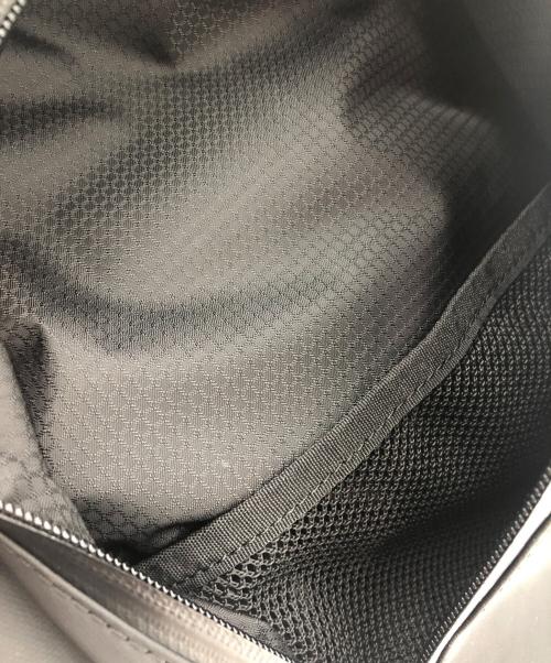 Samsonite RED（サムソナイト レッド）Samsonite RED (サムソナイト レッド) バイアスタイル2デイパック ブラックの古着・服飾アイテム