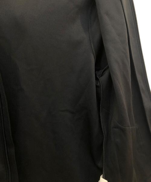 UNDER ARMOUR（アンダーアーマー）UNDER ARMOUR (アンダーアーマー) ジップパーカー ブラック サイズ:XL 未使用品の古着・服飾アイテム