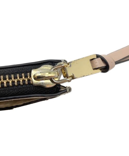 MARC JACOBS（マークジェイコブズ）MARC JACOBS (マークジェイコブス) マルチウォレット ベージュの古着・服飾アイテム